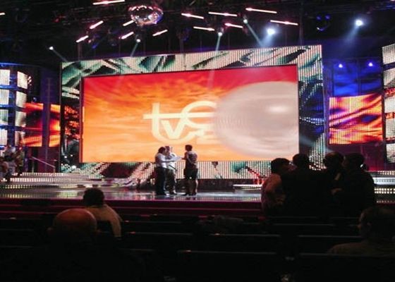 P16 6000nits Rental Tampilan LED Luar Ruangan 2R1G1B Untuk Pusat Perbelanjaan