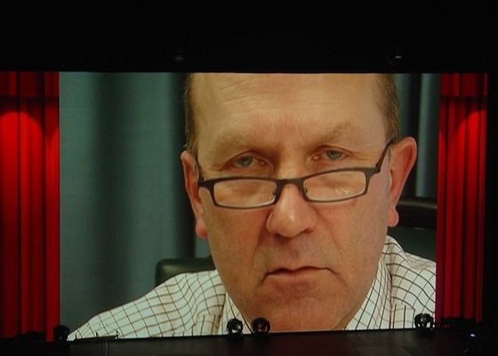 Iklan Tampilan LED Kreatif SMD2020 900nits Portabel P2.5